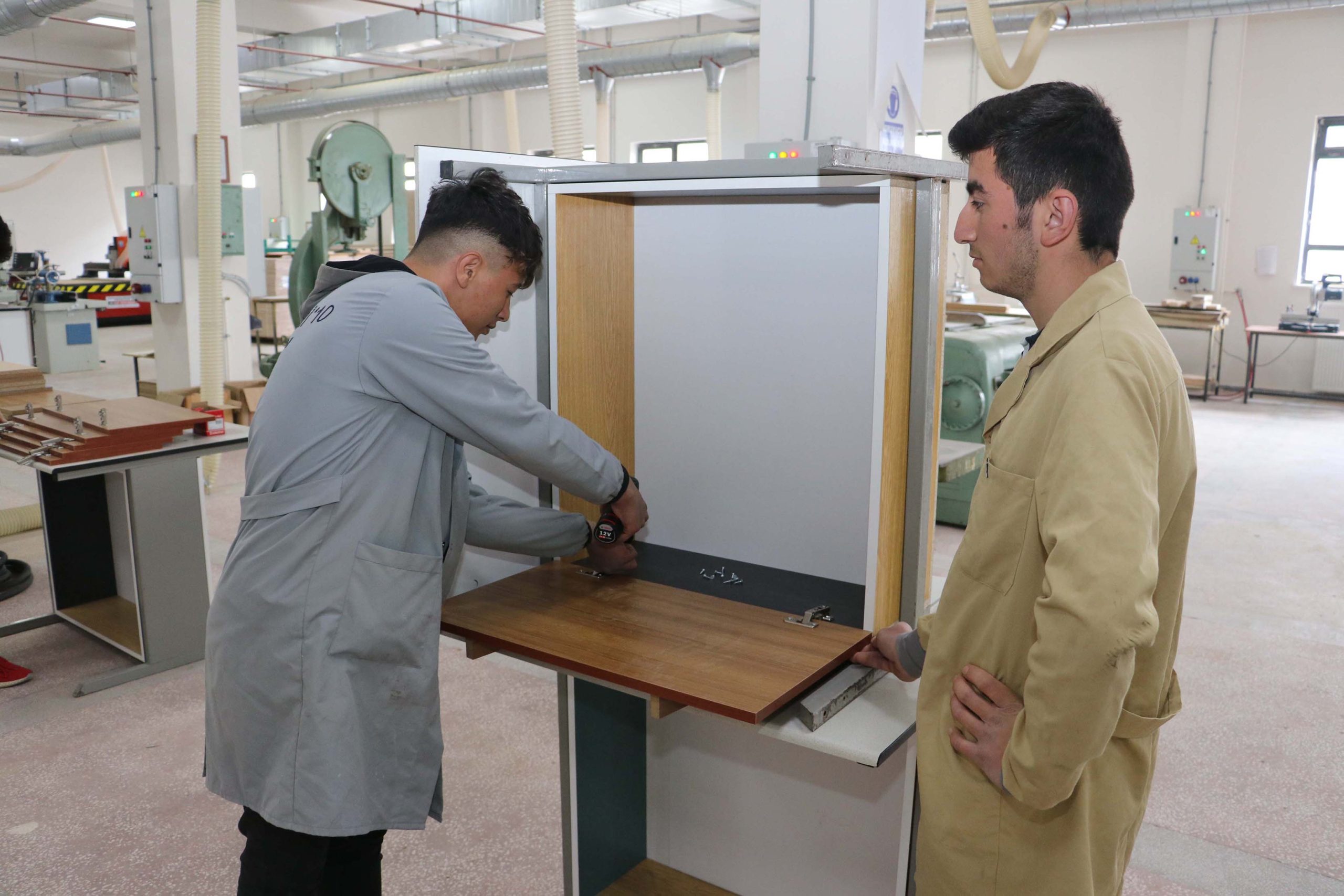 Sivas’ta 668 Okulda Yeni ve Atık Malzeme Kullanılarak Kütüphane Oluşturuldu