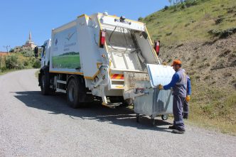 Kırsalda 32 Bin Ton Çöp Bertaraf Edildi