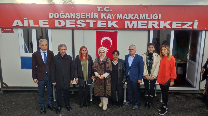 Sivas Belediyesi Esnaf Çarşısı açıldı