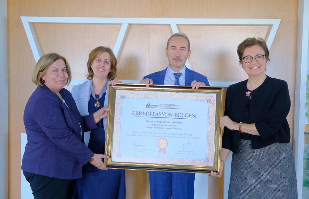 SCÜ Sağlık Bilimleri Fakültesi Hemşirelik Bölümü Akreditasyon Belgesi Takdim Töreni Gerçekleştirildi
