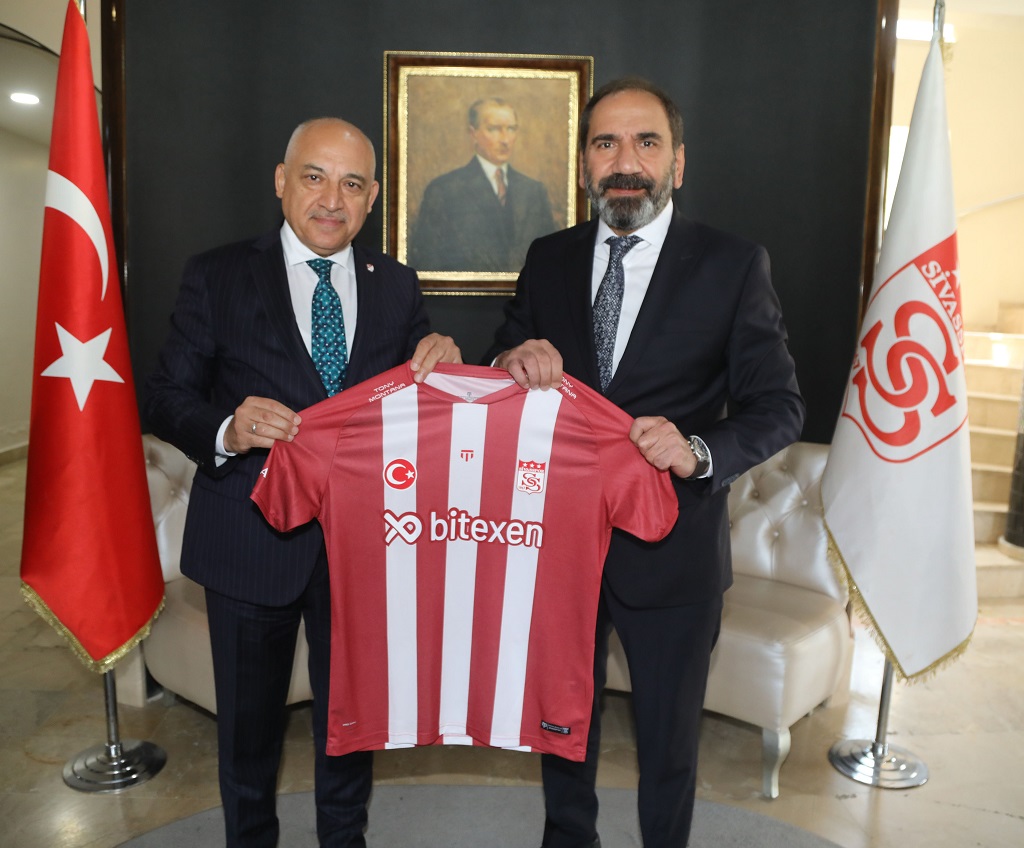 TFF Başkanı Mehmet Büyükekşi Sivasspor Kulübünü Ziyaret Etti