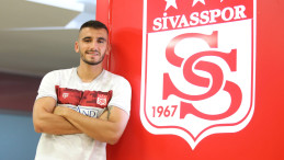 Aaron Appindangoye 1 Yıl Daha EMS Yapı Sivasspor ‘umuzda