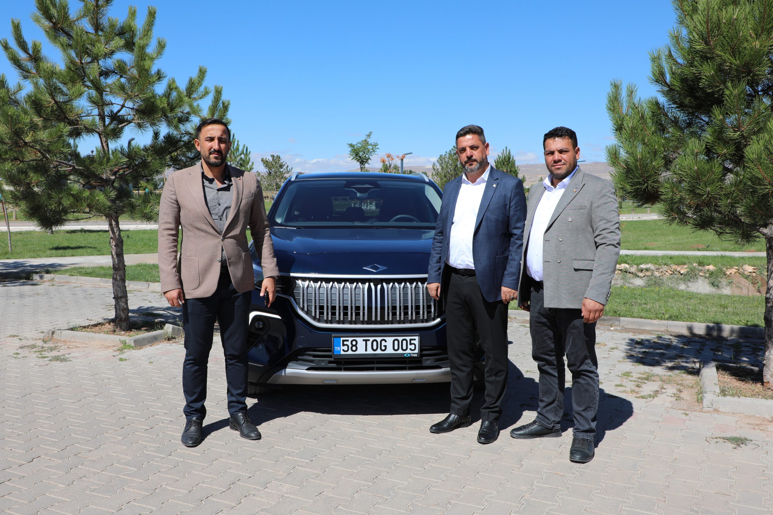Sivas Ticaret Borsası Türkiye’nin yerli ve milli otomobili TOGG’u teslim aldı