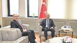 Sivas Belediye Başkanı Hilmi Bilgin, Ulaştırma ve Altyapı Bakanı Abdulkadir Uraloğlu ile Görüştü