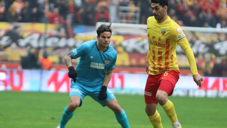Bülent Uygun Uğurlu geldi EMS Yapı Sivasspor 3 gol attı