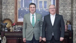 Sivas Belediye Başkanı ve başkan adayı Hilmi Bilgin, Esnaf ve Sanatkarlar Odaları Birliğini ziyaret etti