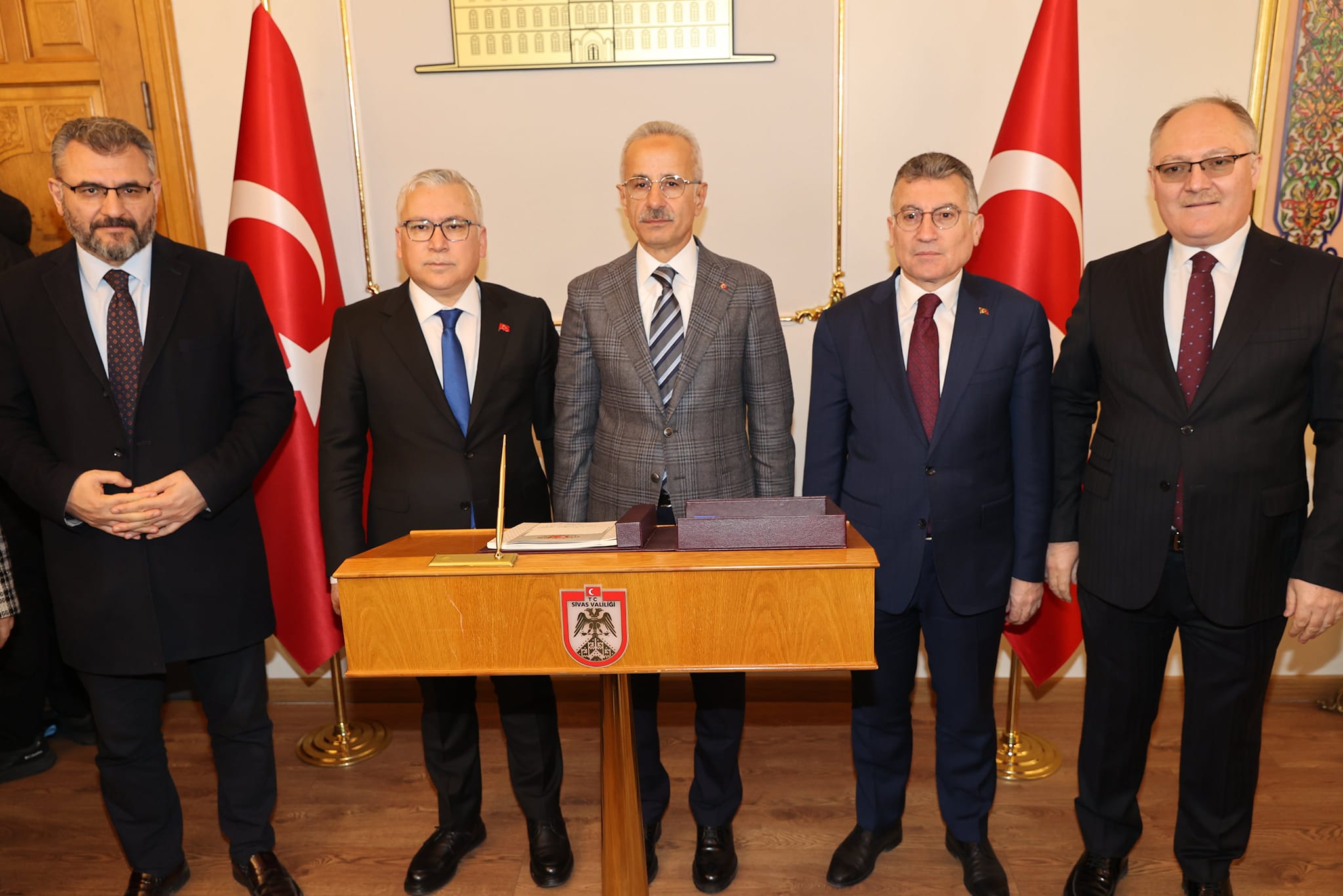 Ulaştırma ve Altyapı Bakanı  Abdulkadir Uraloğlu Valilik Ziyaret