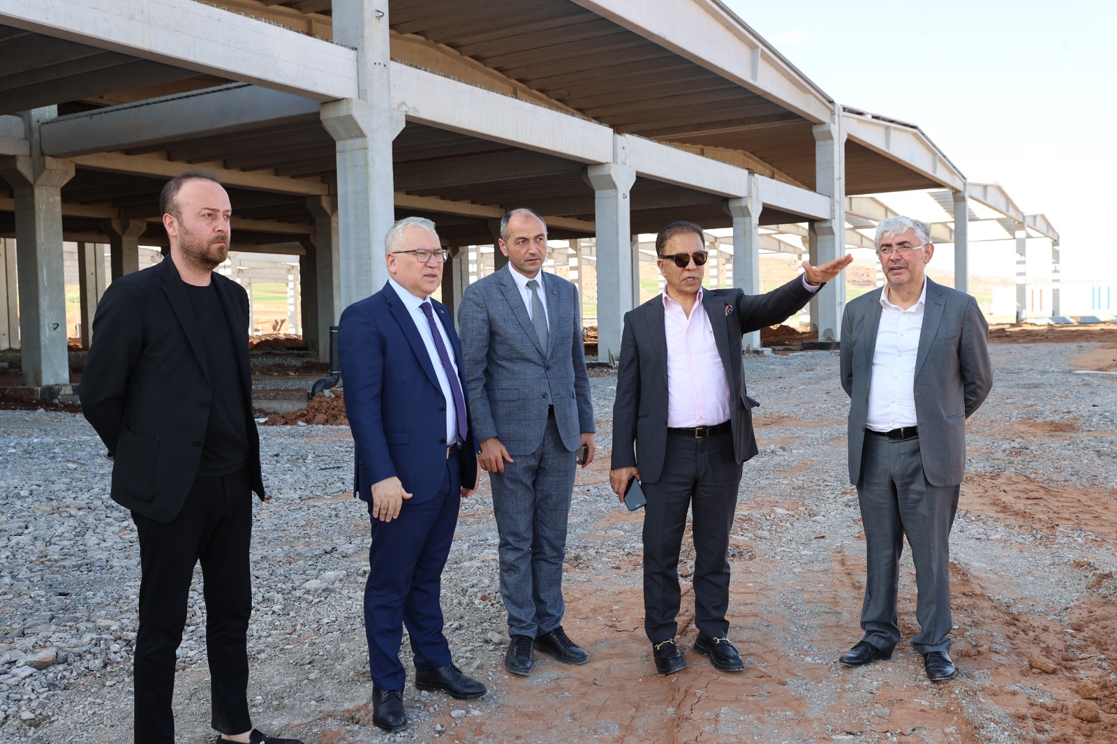 Vali Yılmaz Şimşek, Sivas’ın üretim ve istihdam merkezi Demirağ Organize Sanayi Bölgesi’nde incelemelerde bulundu