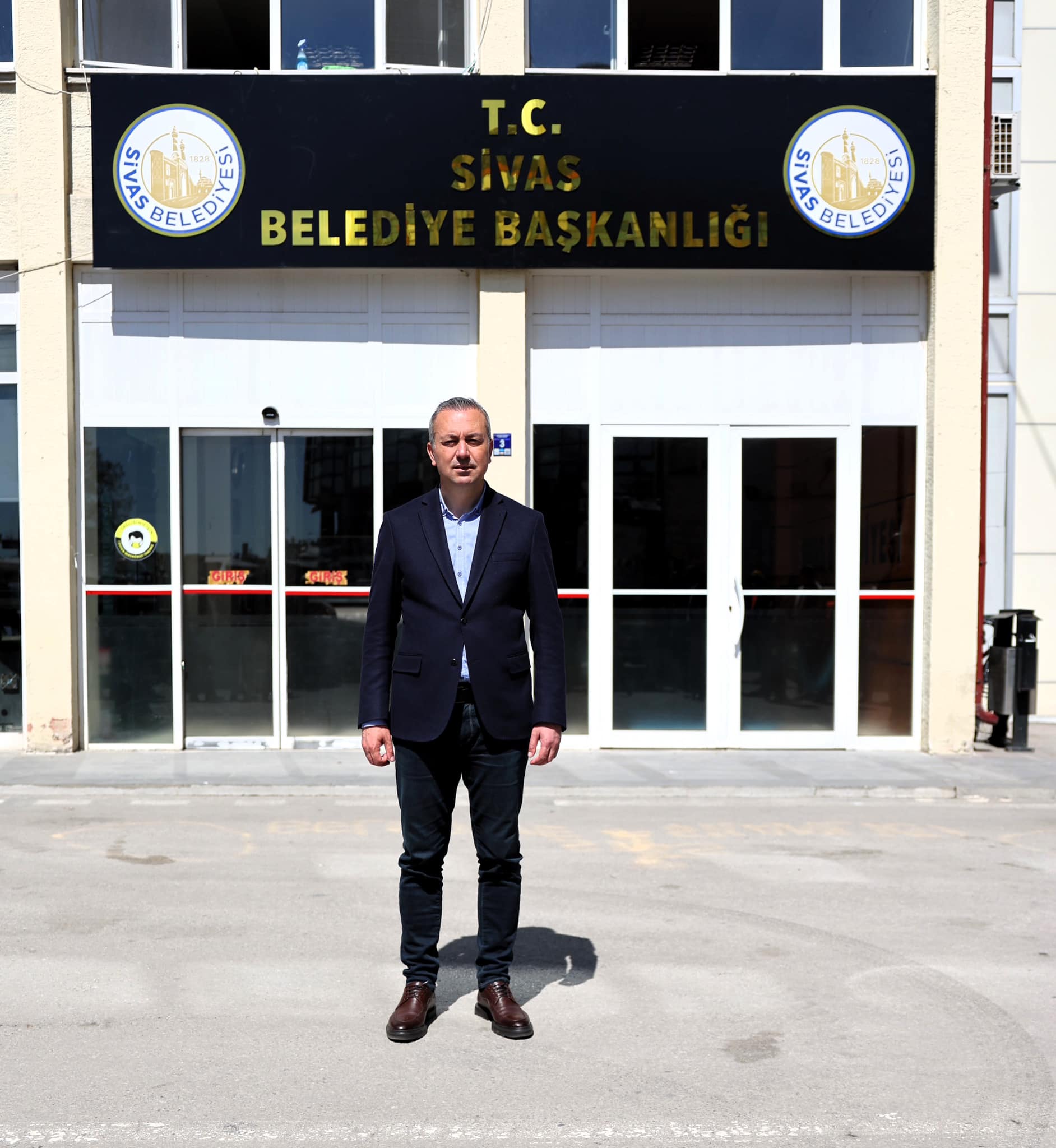 Sivas Belediyesine TC İbaresini Başkan Uzun söz verdi yaptı