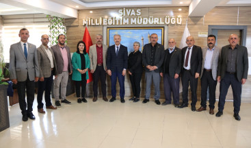 Sivas Muhtarlar Derneği Yönetim ve Üyelerinden Milli Eğitim Müdürü Necati Yenere Ziyaret