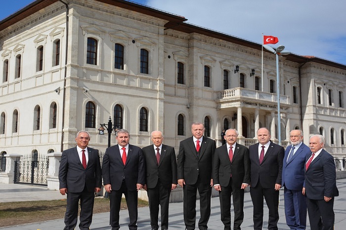 Ahat Türkmenoğlu”Liderleri Sivasa bekliyoruz”