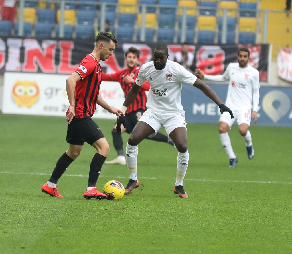 Gençlerbirliği 2-2 Demir Grup Sivasspor