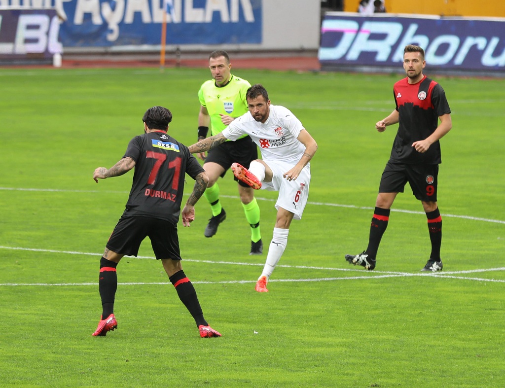 Fatih Karagümrük 1-1 Demir Grup Sivasspor