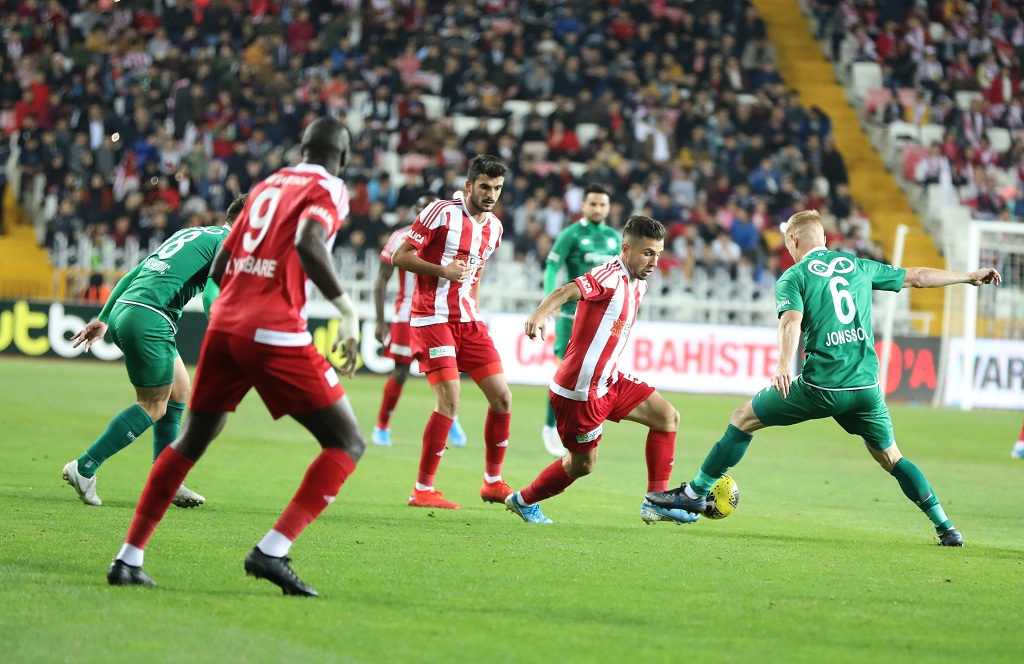 Demir Grup Sivasspor 2-0 İttifak Holding Konyaspor