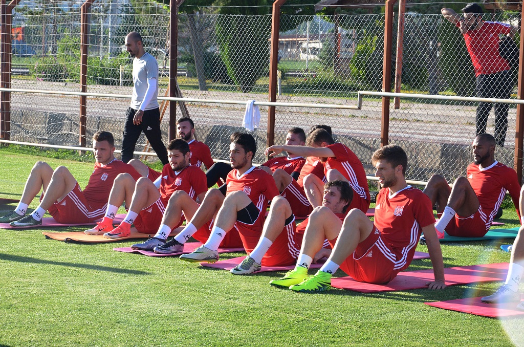 Sivassporda  Yeni Sezon Hazırlıkları sürüyor