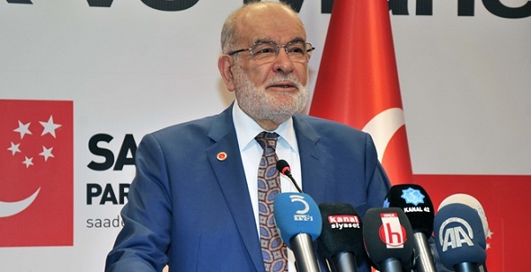 Saadet Partisi Lideri Karamolluoğlu Partisinin iftarına katıldı