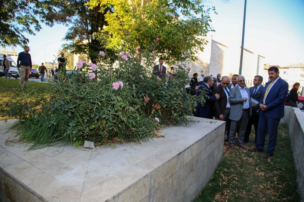 Aziz Vlas’ın Mezarı İnanç Turizmine Kazandırılıyor