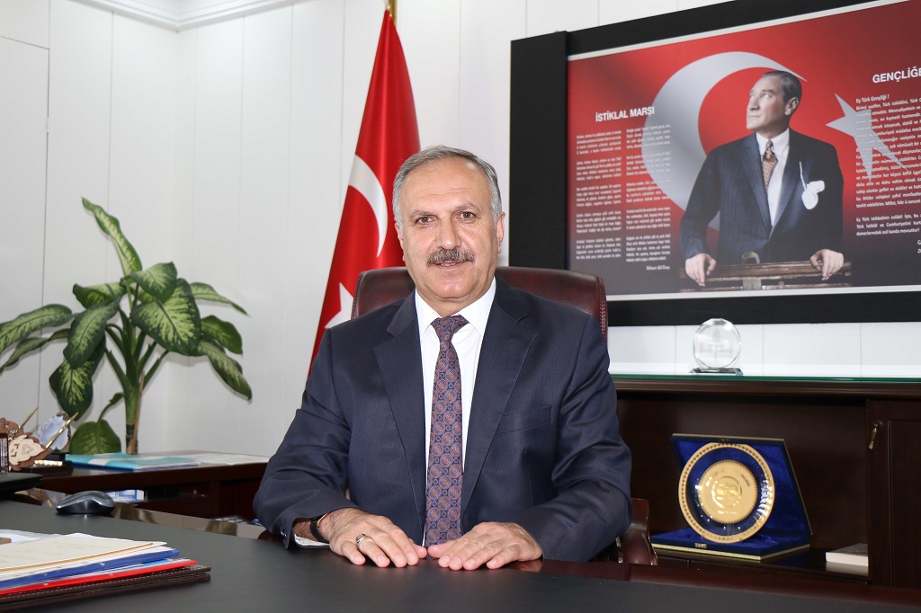 İl Milli Eğitim Müdürümüz Mustafa Altınsoy’un 2017-2018 Eğitim Öğretim Yılı Yarıyıl Mesajı